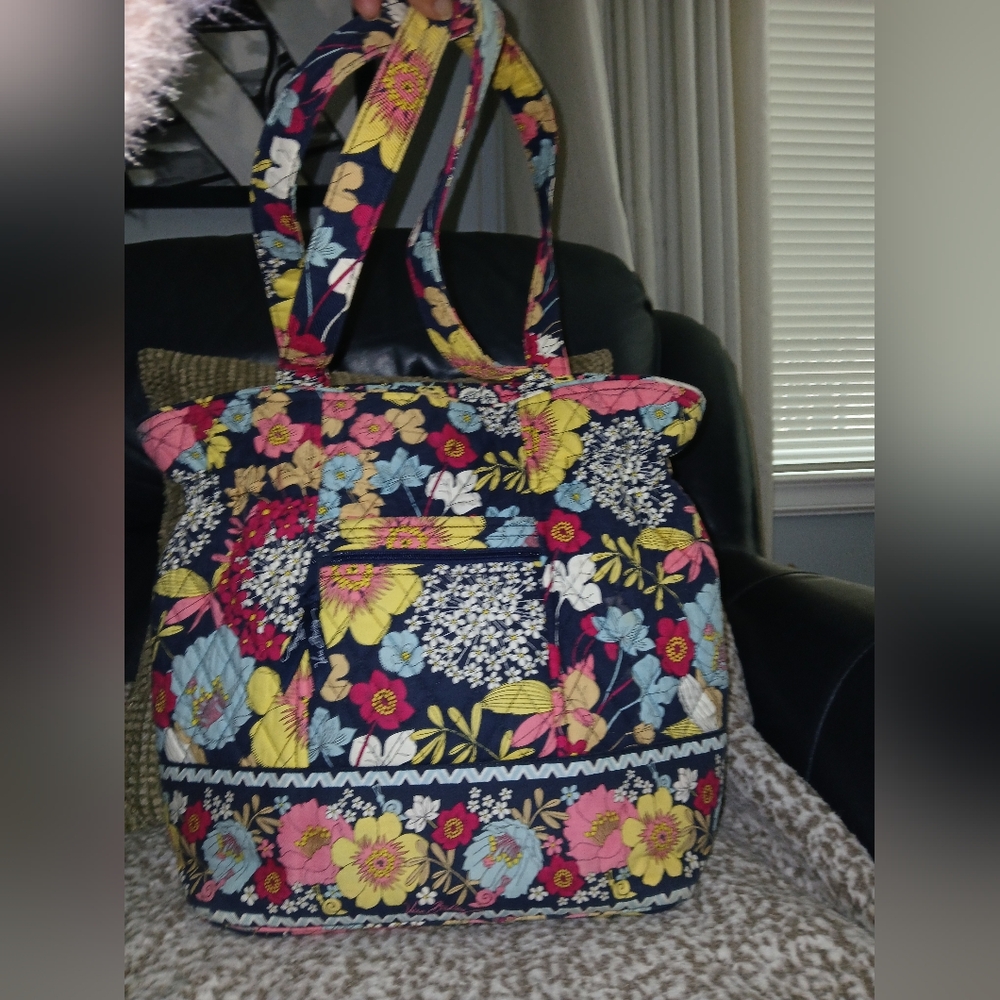 Vera Bradley Happy Snails Pattern Cinch Tote Retired
